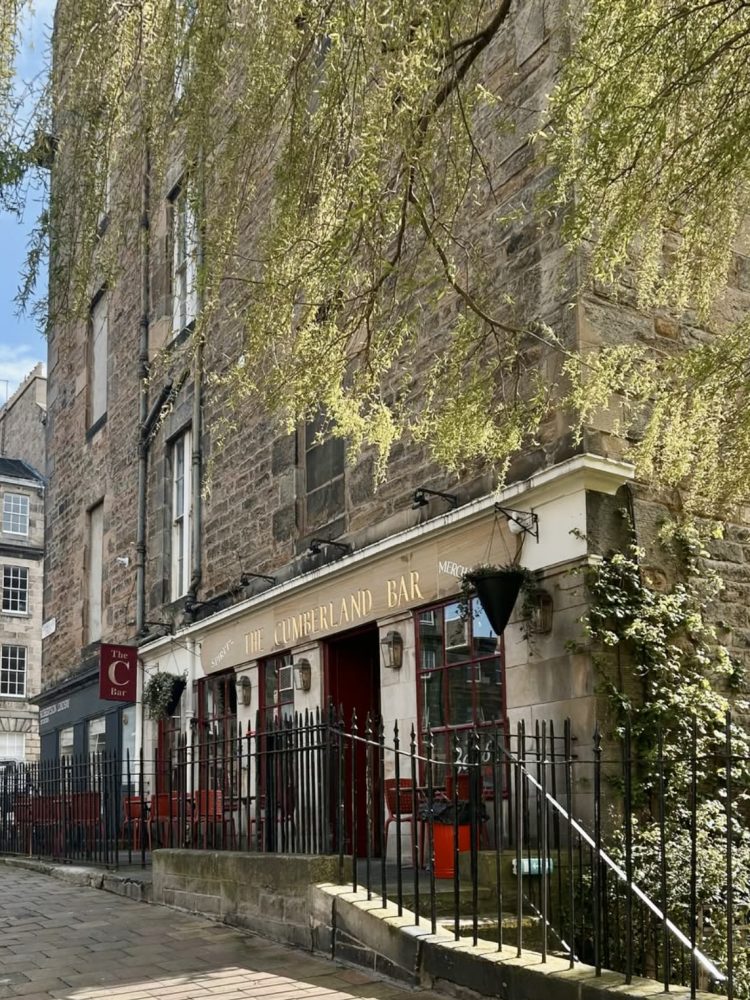 The outside of the Cumberland Bar on a warm summery day